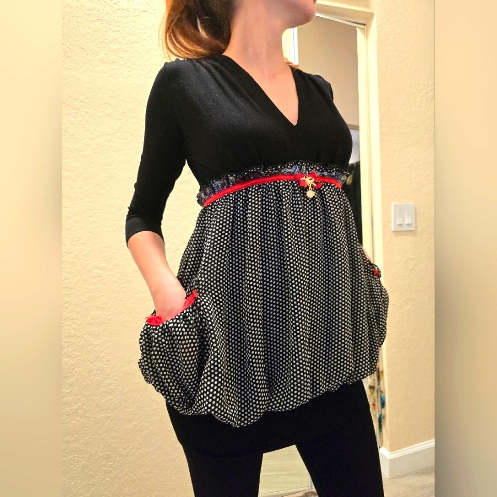 SOGO CLUB tunic. NEW. SIZE S.